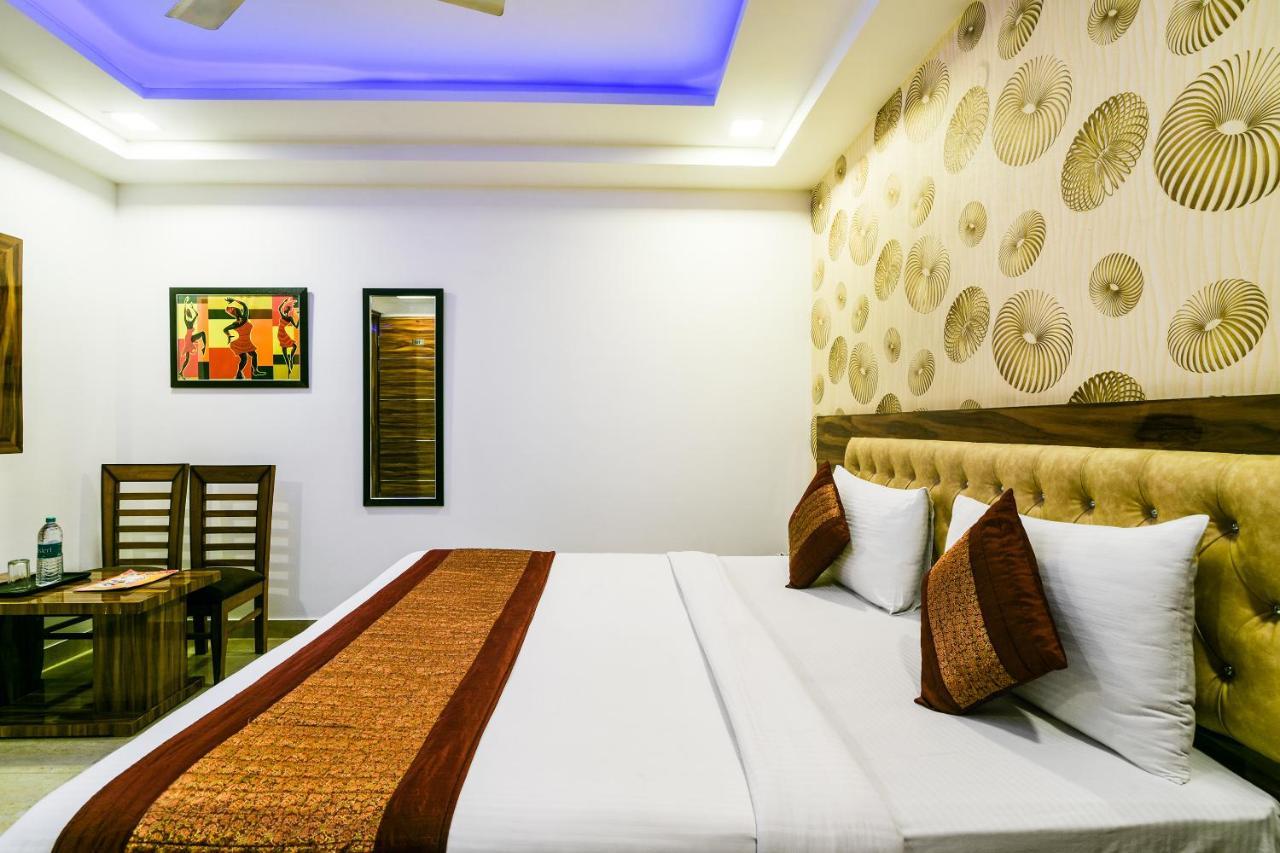 Hotel Pearl - Mahipalpur Delhi Airport Ню Делхи Екстериор снимка