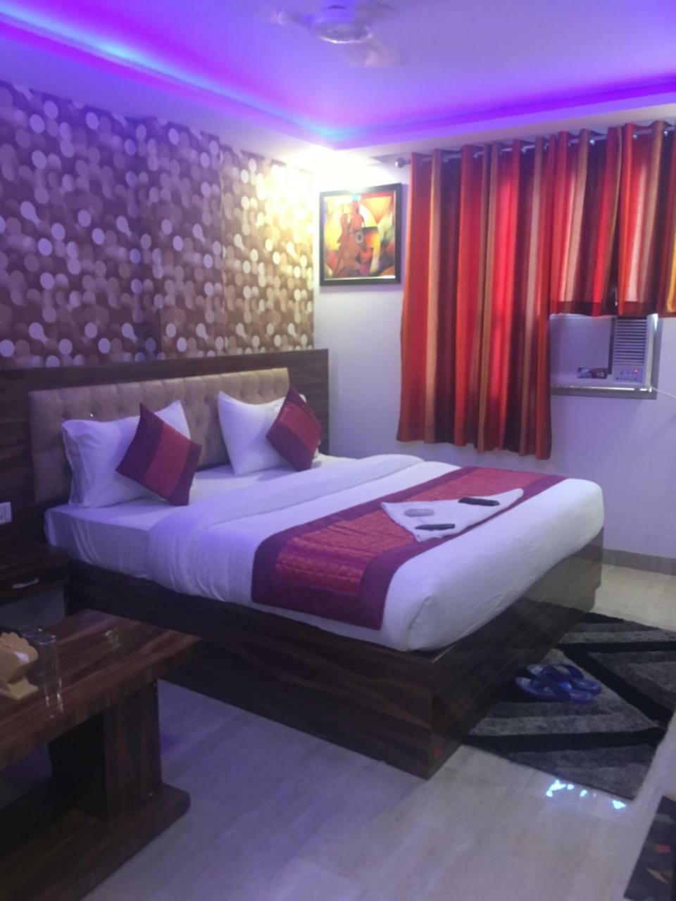 Hotel Pearl - Mahipalpur Delhi Airport Ню Делхи Екстериор снимка