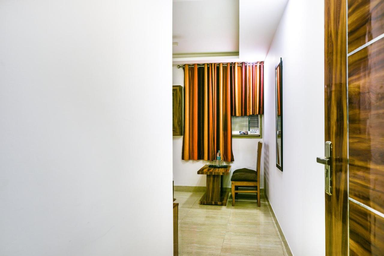 Hotel Pearl - Mahipalpur Delhi Airport Ню Делхи Екстериор снимка